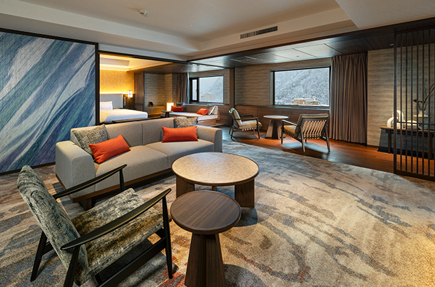 EXECUTIVE SUITE SUIREI